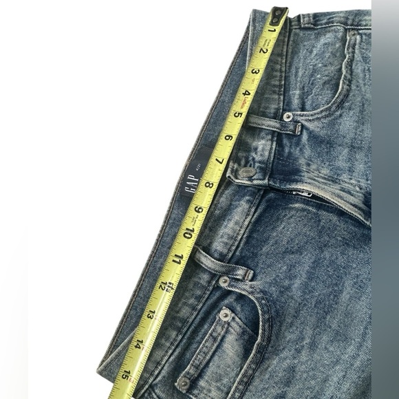 GAP Denim Girlfriend Blue Relaxed Fit Distressed Jeans, Size 4/27 - Picture 5 of 7